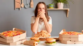 «Мозг страдает раньше талии»: всего 4 дня на фастфуде ведут к ослаблению памяти