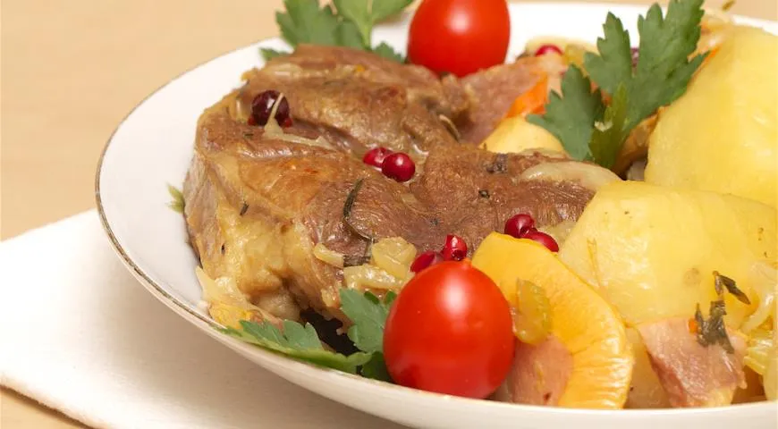 Баранина с овощами