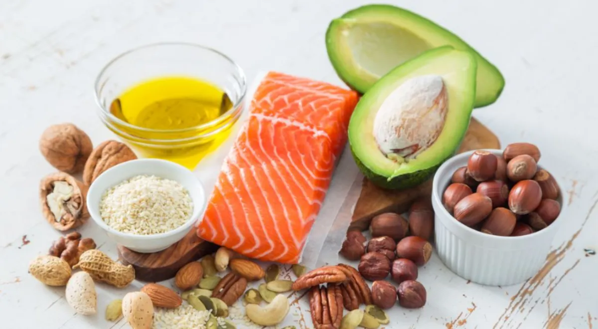 Жиров, да побольше! Эндокринолог объяснила, чем грозит отказ от жирной пищи зимой