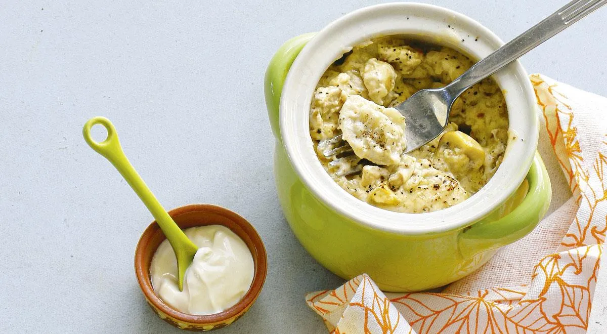 Пельмени в горшочках с грибами