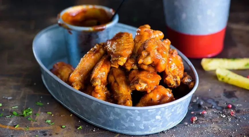 Острые крылышки баффало