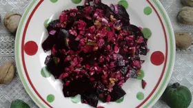 Рецепты с фруктами, свёклой и орехами