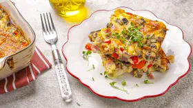 Омлет с ветчиной, грибами и сыром в духовке