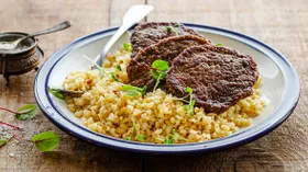 Оладьи с соусами