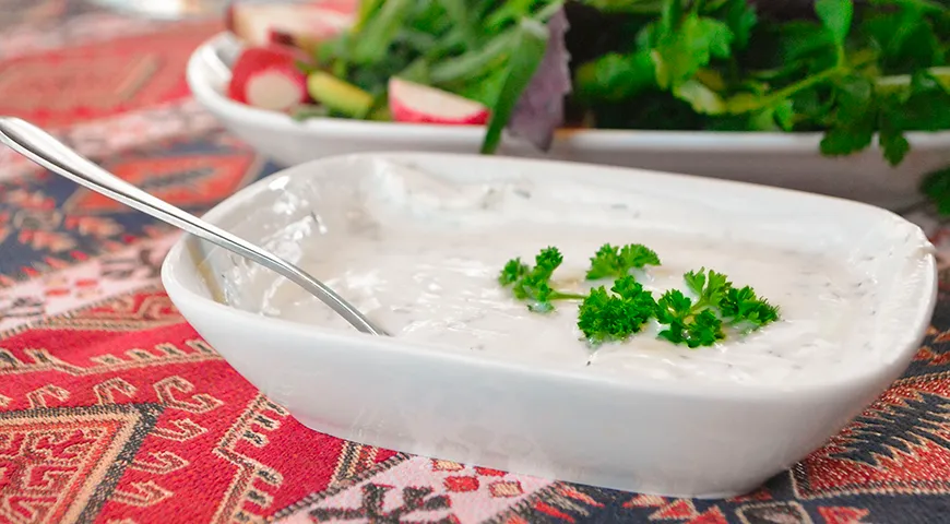 Отдельным видом является «сузьма» или «сюзма» — это катык, откинутый на марлю для удаления сыворотки