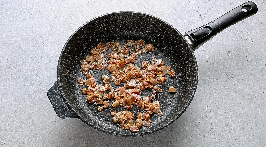 Блинчики с беконом и грибами