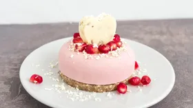 Нежный ягодный десерт с рикоттой без выпечки