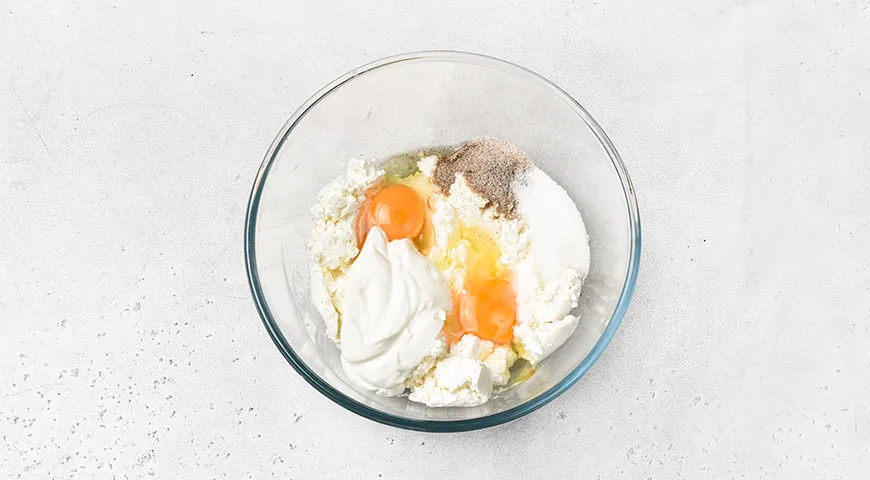 Пышные сырники с манкой (в духовке)