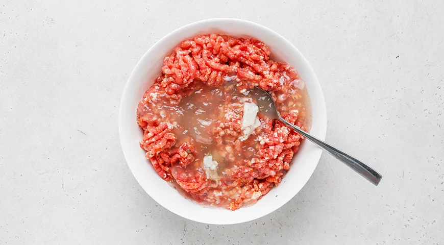 Колбаса из свиной рульки в домашних условиях