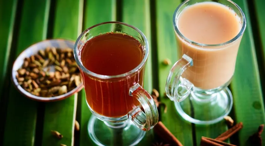 Бандрек, пряный имбирный чай со сгущенным молоком