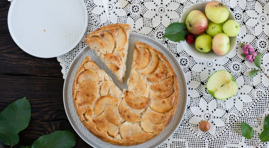 Идеальный пирог с фаршированными яблоками