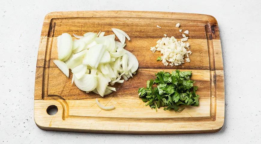 Хе из карпа – корейская острая закуска из рыбы