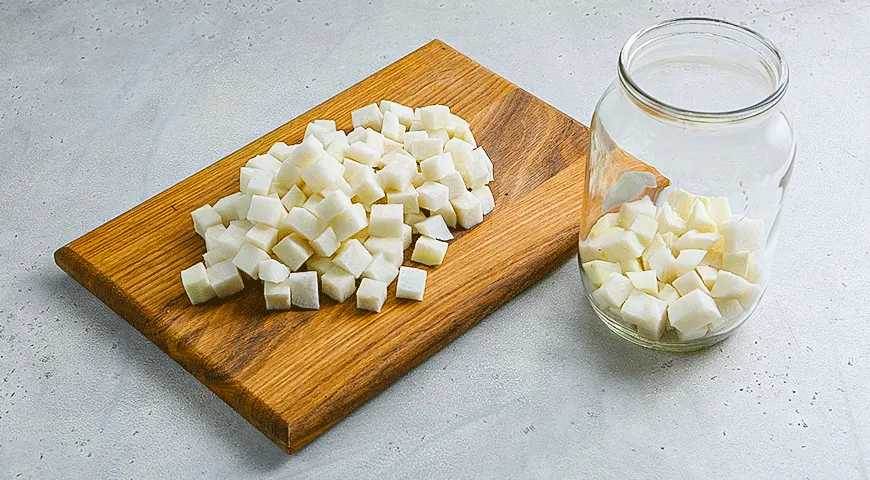 Маринованный дайкон