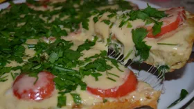 Быстрая картофельная пицца на сковороде