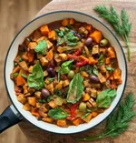 Яркая овощная капоната с сюрпризом