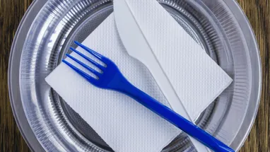 9 предметов с кухни лучше не использовать повторно, предупредили эксперты