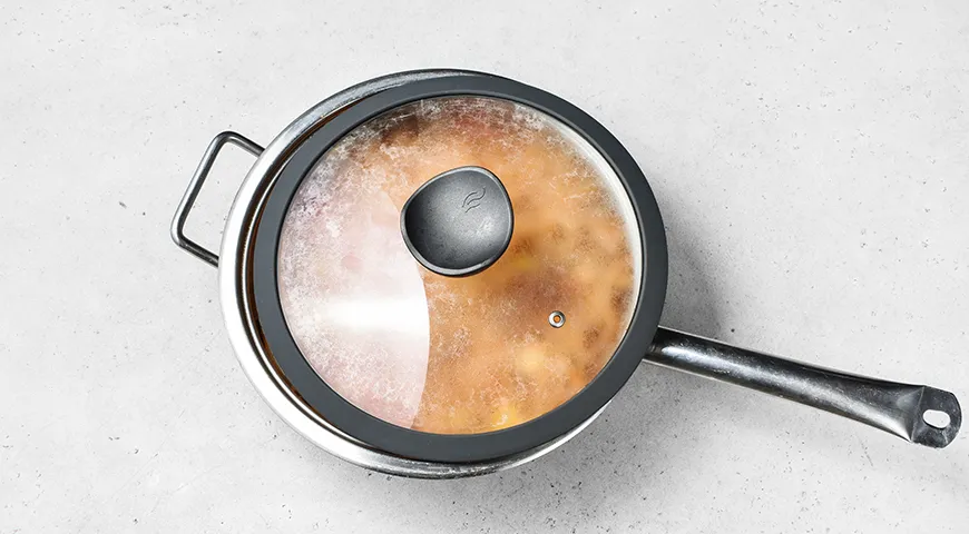 Тушеная капуста с картошкой