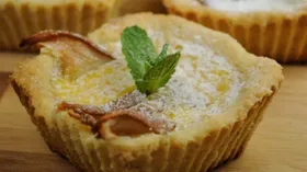 Рецепты с молочной продукцией, орехами и грушей