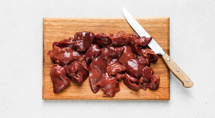 Гуляш из куриной печени