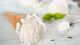 Как выбрать качественное ванильное мороженое: 3 главных правила