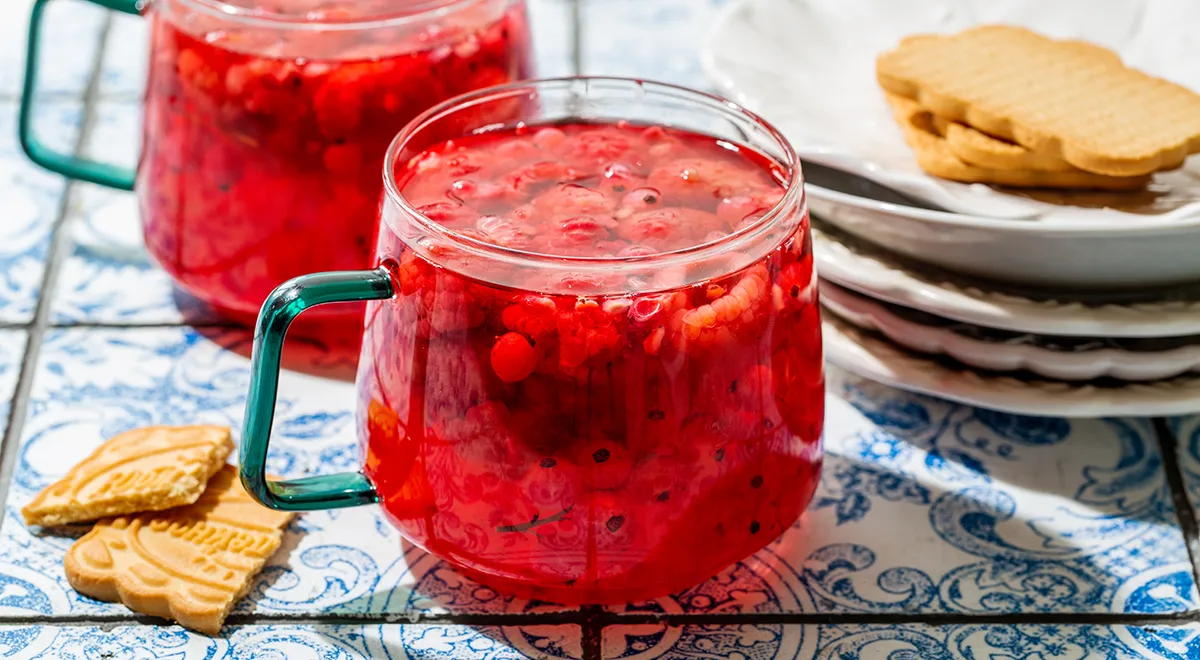 Рецепт Компот из малины и смородины