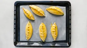 Пирожок с маслом оливковым