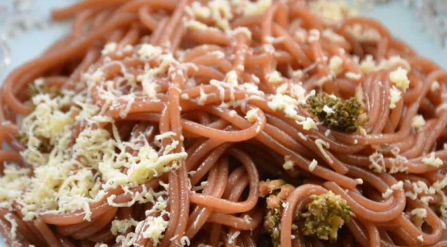 Как приготовить спагетти с брокколи в красном вине