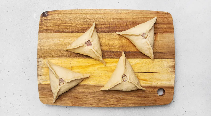 Треугольники с курицей и картошкой (эчпочмаки)