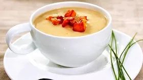 Суп-пюре из рыбы с креветками