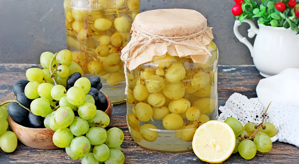 5 вкусных компотов из винограда — на зиму и каждый день