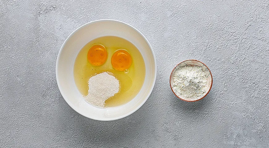 Банановый десерт  с карамелью