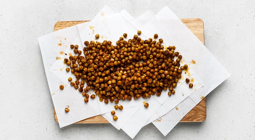 Жареный нут на сковороде со специями