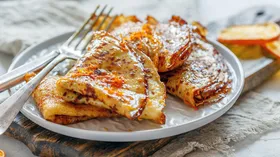 Тонкие, как шелк: эксперт назвал главное отличие французских крепов от русских блинов