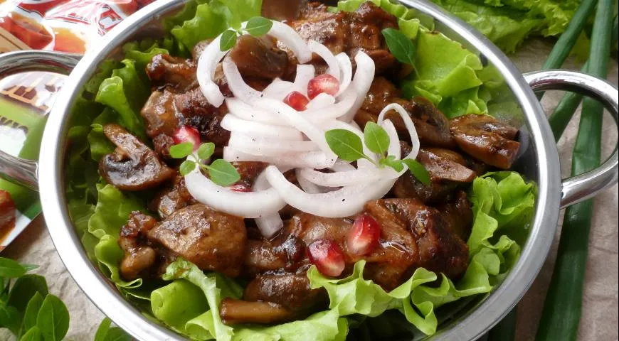 Готовим утиные крылья с шампиньонами под маринадом "Барбекю-Розмарин"