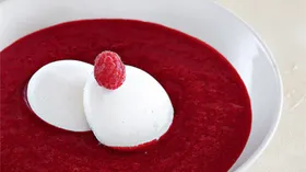 Рецепты с яйцом, продукцией пчеловодства и малиной