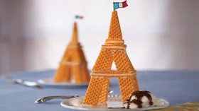 Блюда в вафельнице с сладостями