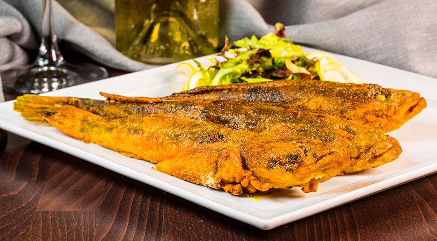 Жареный ротан с горчицей и аджикой