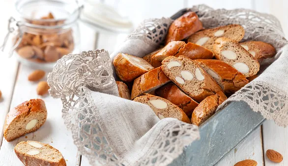 Кантуччи: как приготовить итальянское печенье с идеальным хрустом и миндальным ароматом