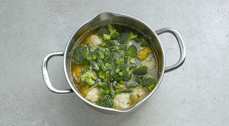 Суп с рыбными фрикадельками по-азиатски