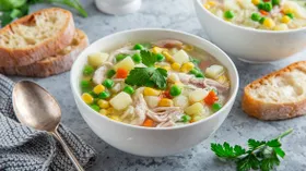 Что приготовить из консервированной кукурузы, фасоли и горошка: от закусок до главных блюд