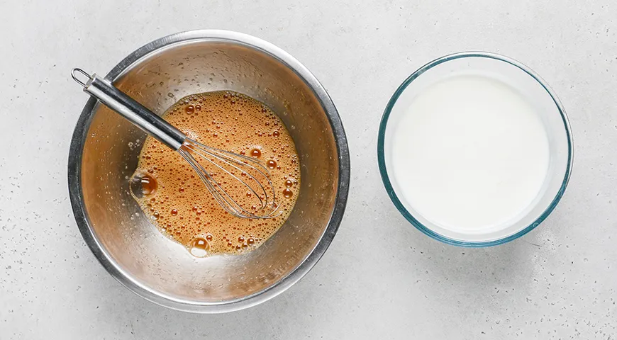 Оладьи с манкой на кефире