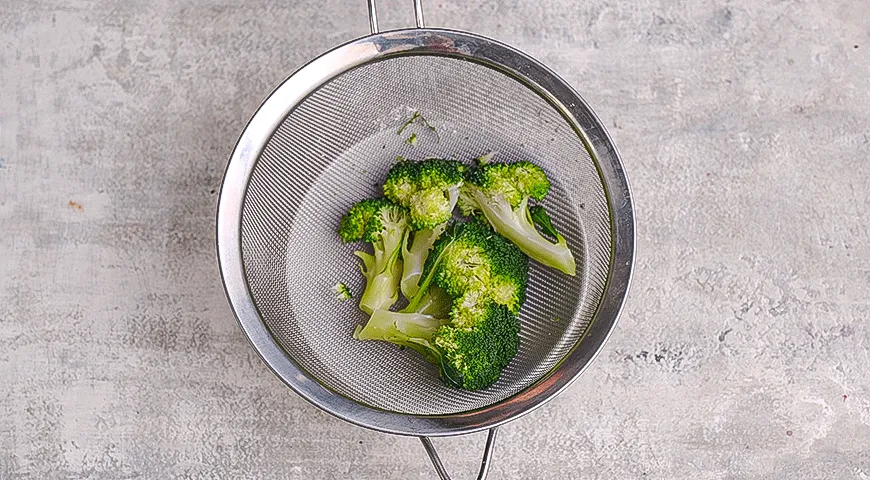 Сырное суфле с брокколи