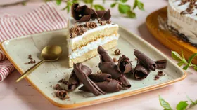 Как сделать шоколадные завитки: 4 простых способа для украшения десертов