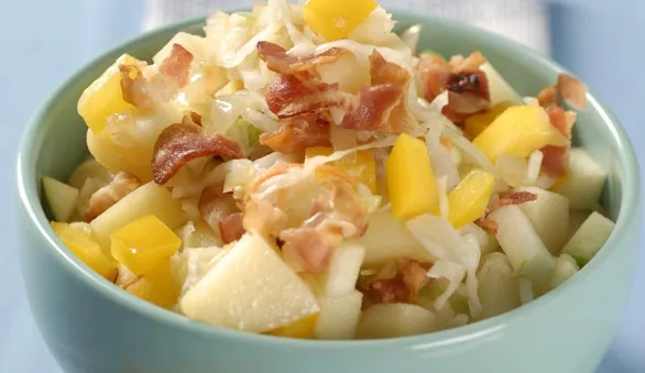 Салат с квашеной капустой