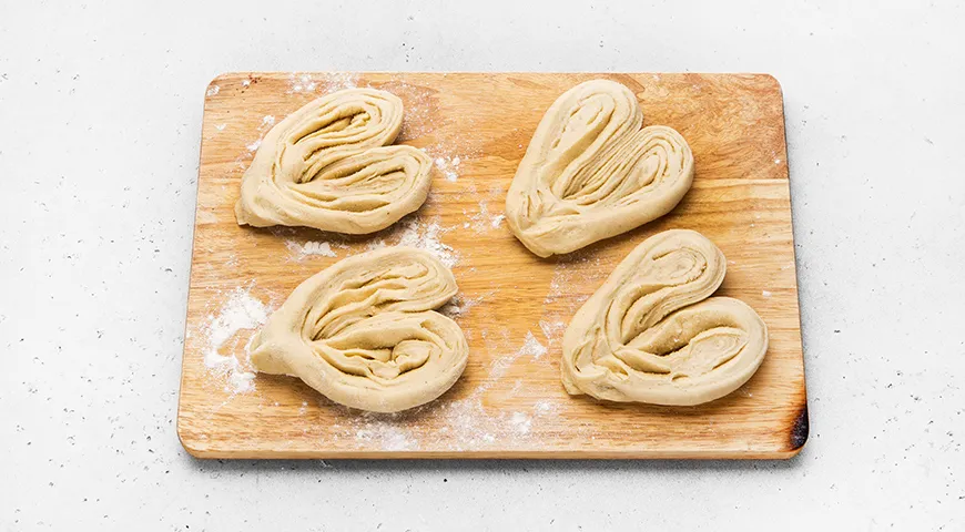 Пышные плюшки на кефире