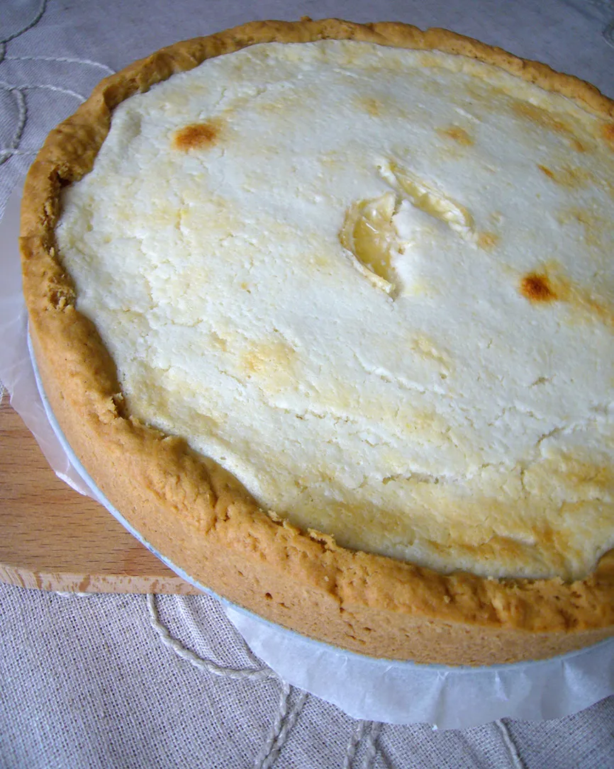 Пирог с кокосово-творожным суфле