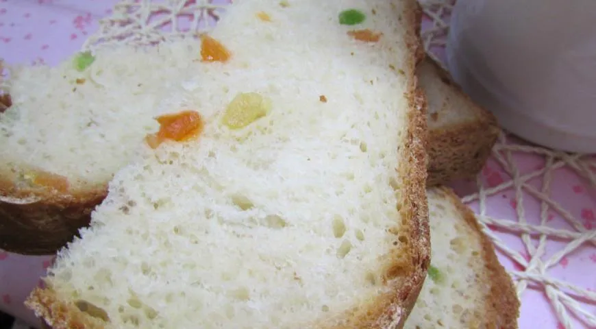 Готовим хлеб белый с цукатами в хлебопечке