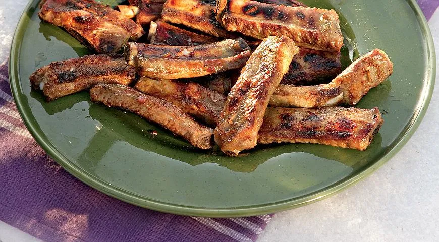 Свиные ребрышки с медом и карри