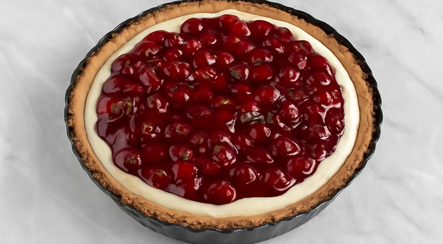 Тирольский пирог с вишней