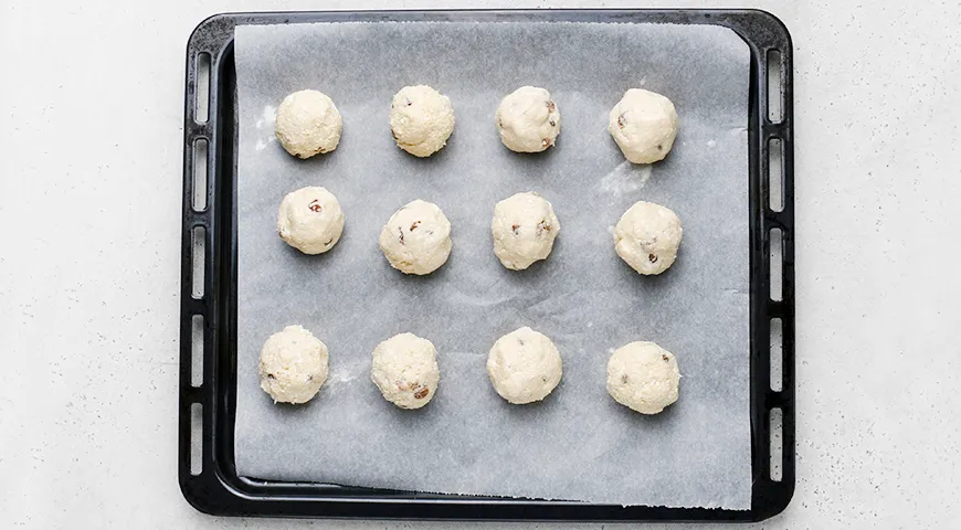 Творожное печенье с изюмом